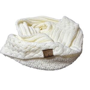 CC‎ Cable Knit Infinity Scarf Winter Warmer Neck Gaiter Cream